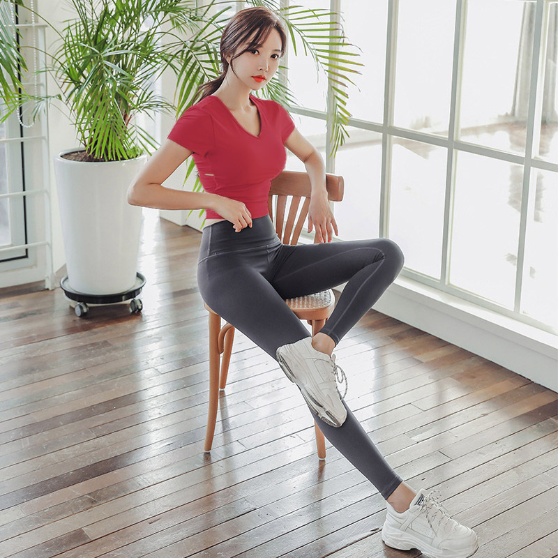Picture of Summer New Slim Fit Hyuna Style Short Top Running Sports Fitness Clothing Popular Short-Sleeved Women Ins Trend Super Hot