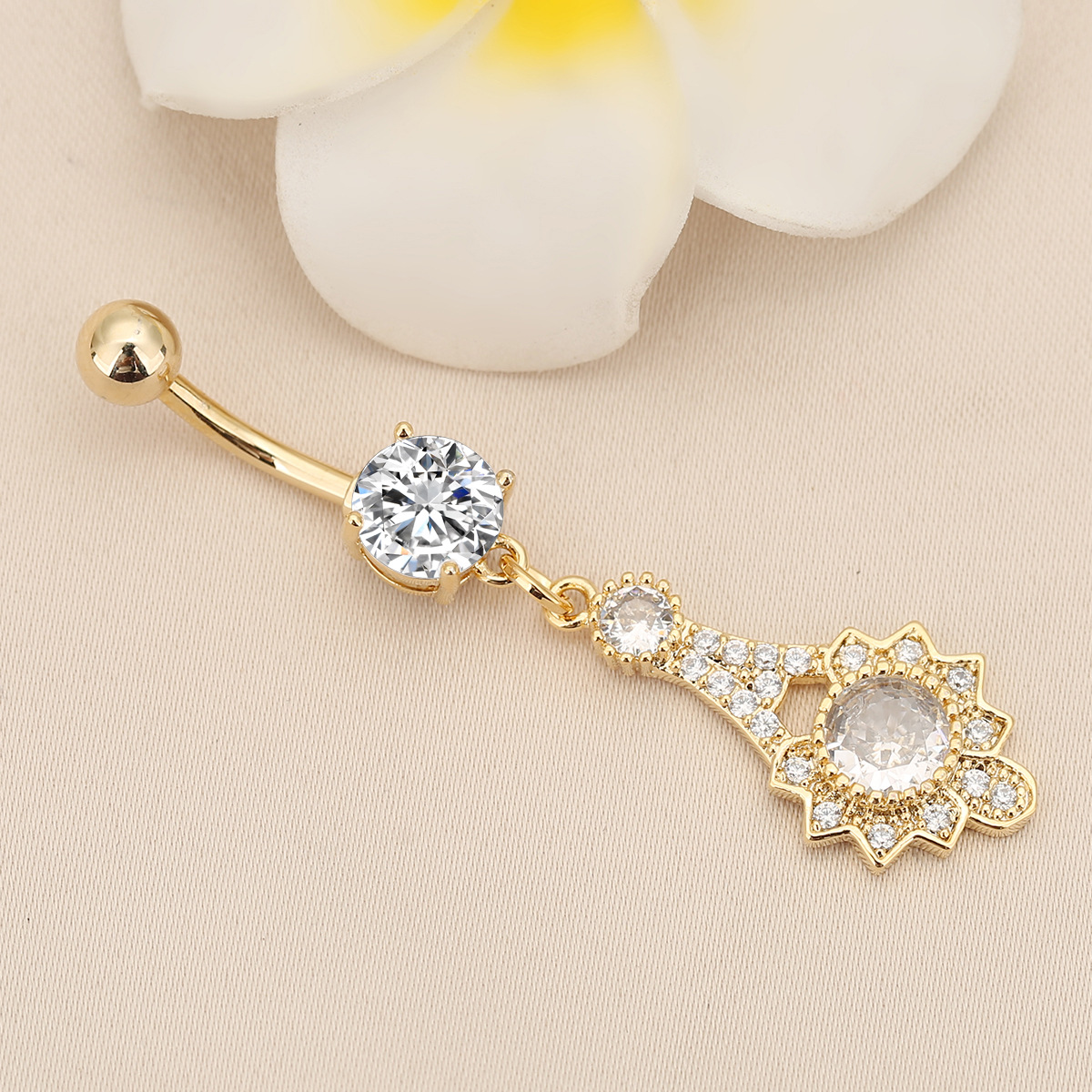 Picture of Cross-border new fashion wear belly button nail flower belly button ring puncture jewelry sunflower diamond personality belly button