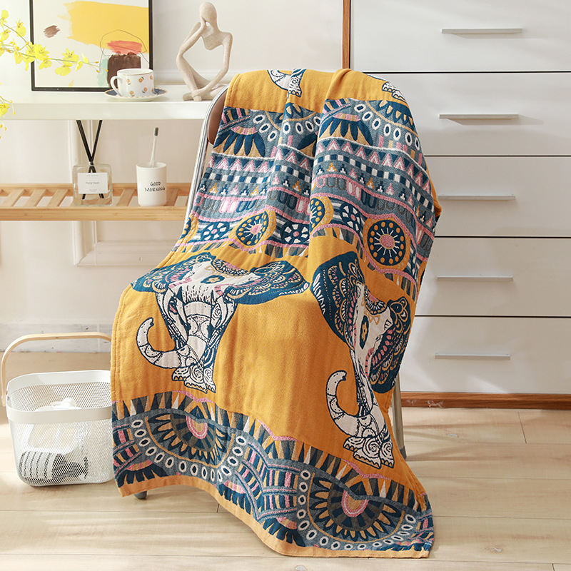 Picture of Wholesale Colored Cotton Four-Layer Gauze Bath Towel Absorbent Adult Couple Household Bath Towel Four Seasons Cartoon Cotton Bath Towel