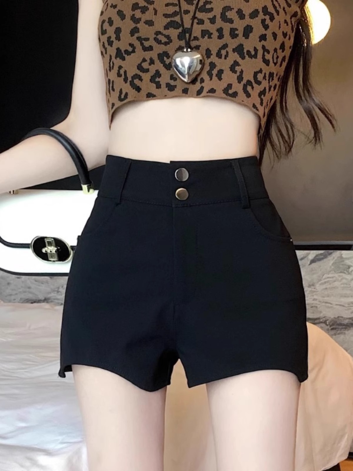 Picture of 2024 Spring Irregular Shorts Women's New Outer Wear High Waist Slim-fit Elegant Slim-fit Black Korean Fashion Hot Pants