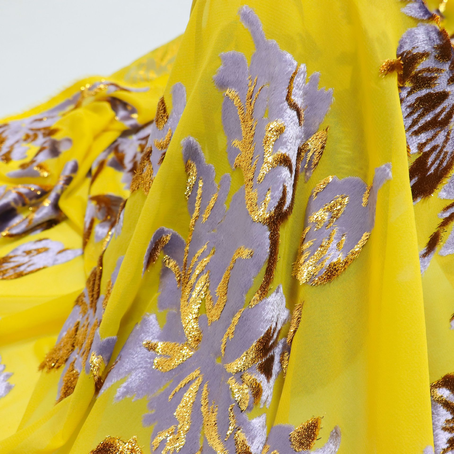 Picture of Factory Wholesale Woven Velvet Jacquard Brocade Velvet Fabric Haute Couture Dress Dress Cheongsam