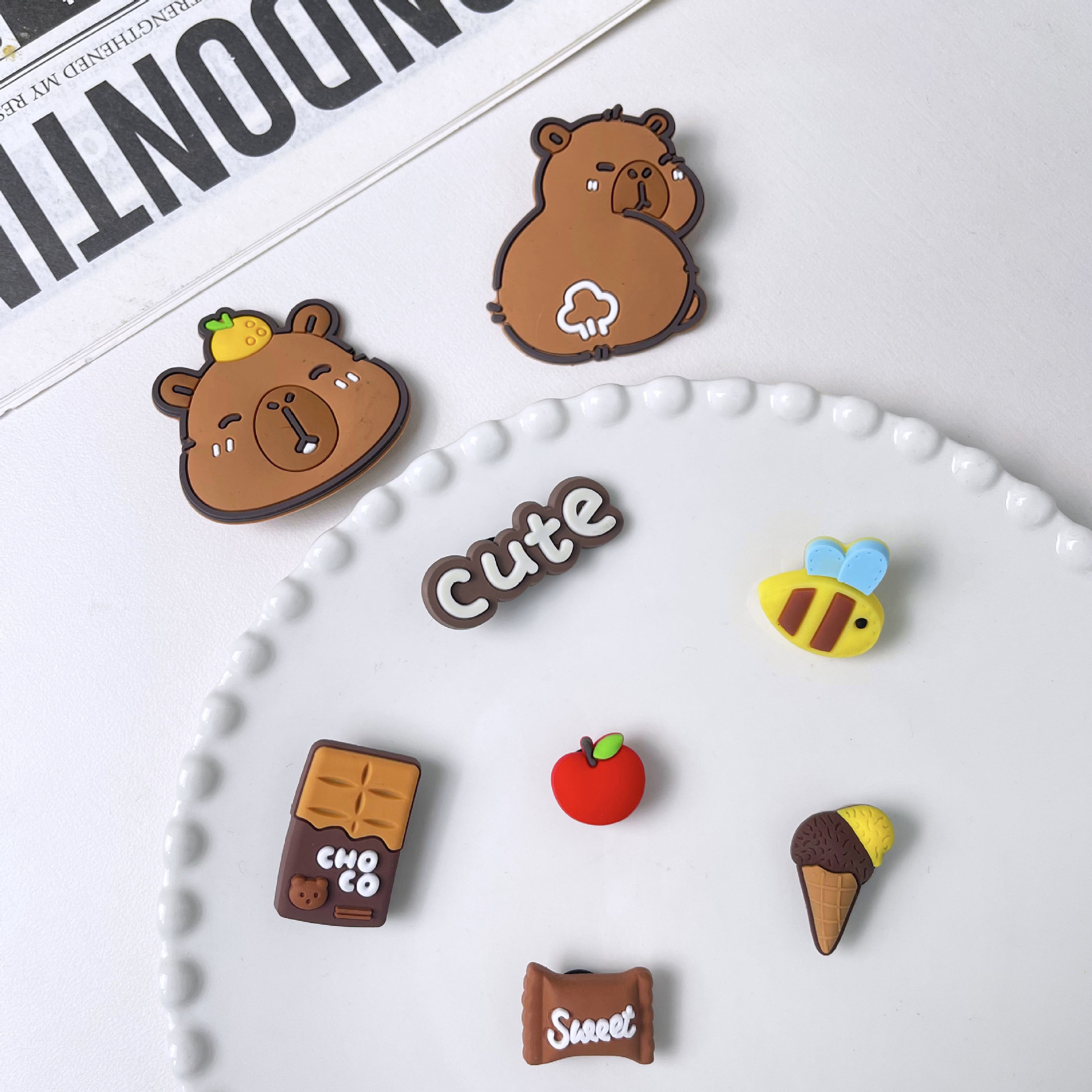 Kapi Barra Cute Cartoon DIY Hole Shoes Accessories Creative Ins Detachable Snap Sandals and Slippers Decorative Accessories