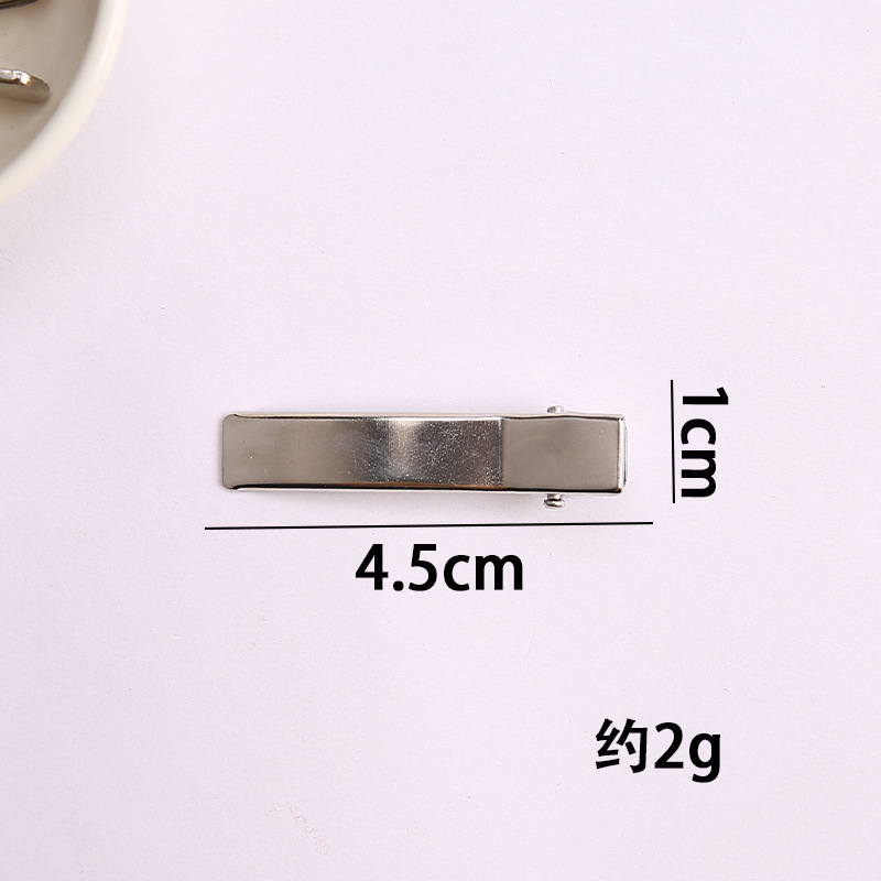 Picture of Y2g hairpin metal sweet cool bangs hairpin makeup hair accessories forehead broken hairpin simple clip 2023 new female