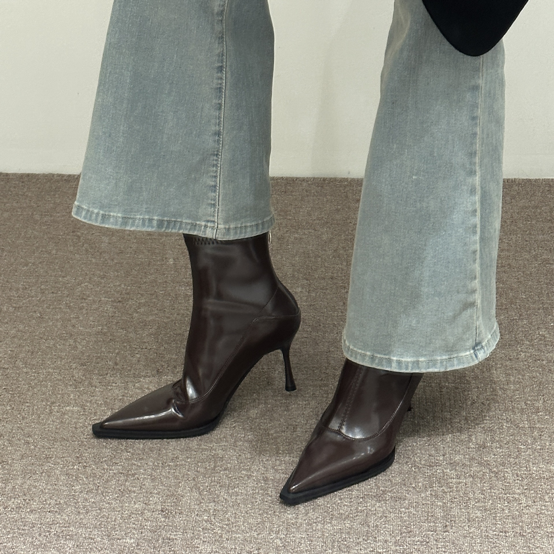 2023 Autumn and Winter New Thin Boots ~ Thin Heel High Heel Pointed Elegant Soft Leather Rear Zipper Korean Versatile Short Boots