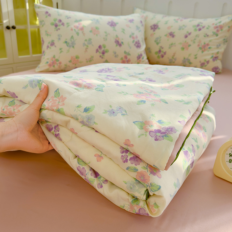 Picture of ClAss A WAshed Cotton Summer Cool Quilt ins Style Summer Soy Fiber Summer Quilt MAchine WAshAble Skin-friendly Air-conditioned Quilt WholesAle Group PurchAse