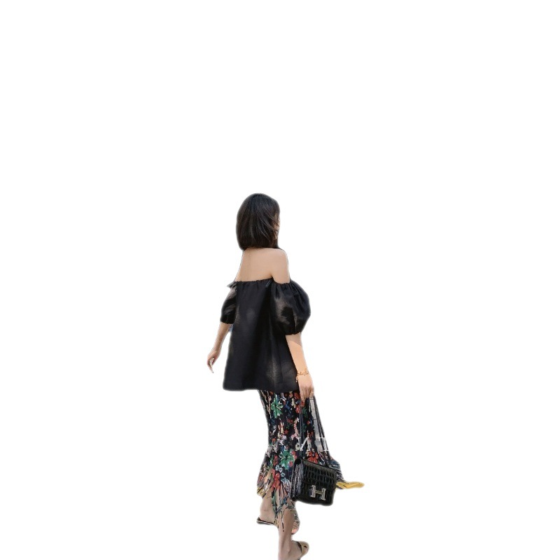 Picture of 2024 Summer Pleated Fashionable Slim Fit Miyake Printed Pleated Tassel Skirt