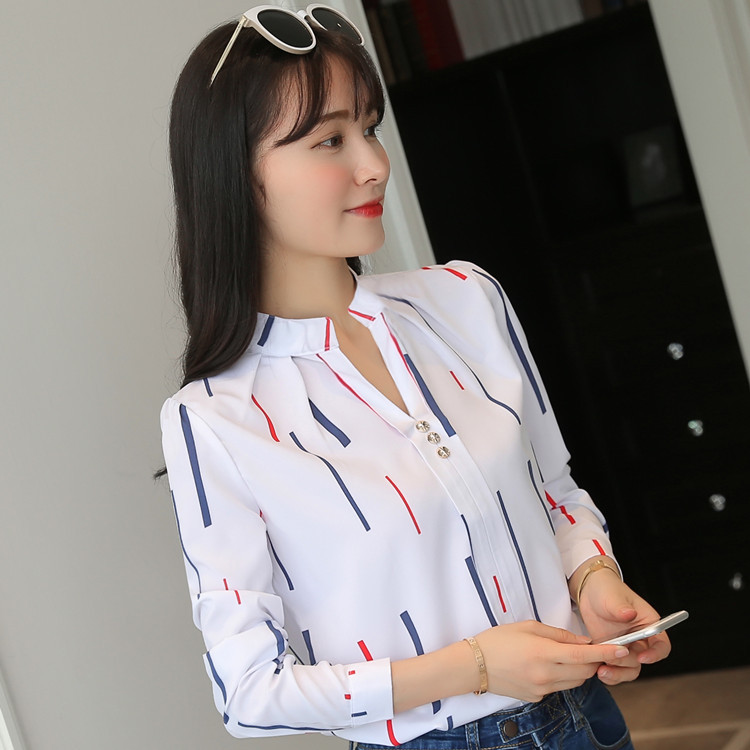 Picture of 2024 Spring and Autumn New Elegant Casual Striped Long-sleeved Shirt Loose White Collar Top Women's Pullover