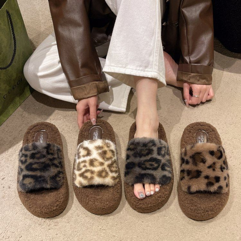2025 Autumn/Winter Internet-famous Leopard Print Fashion Versatile Furry Slippers for Women's Outerwear, Off-the-Line Trendy Shoes, Thick-Soled Cotton Slippers