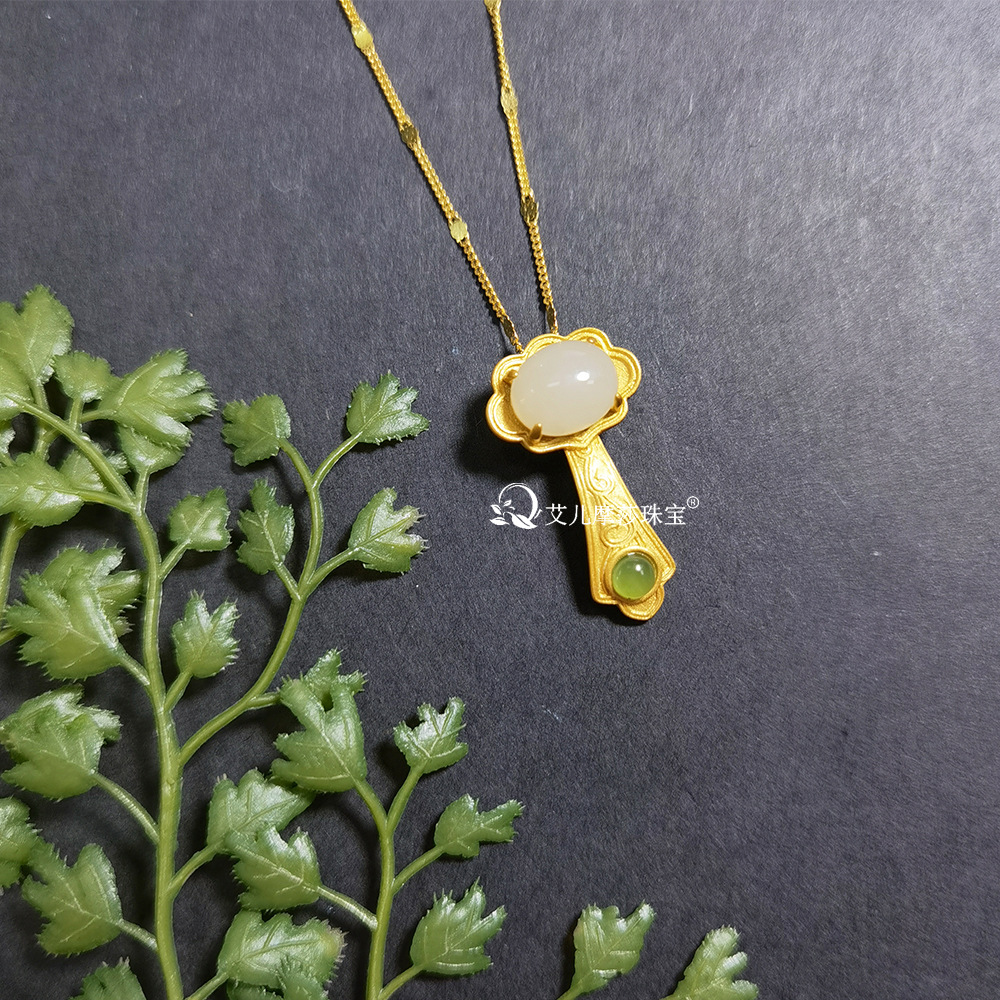 Picture of Elle Mosha Jewelry Retro Guofeng S925 Gold Plated Jade Ruyi Pendant Necklace Live Wholesale Supply