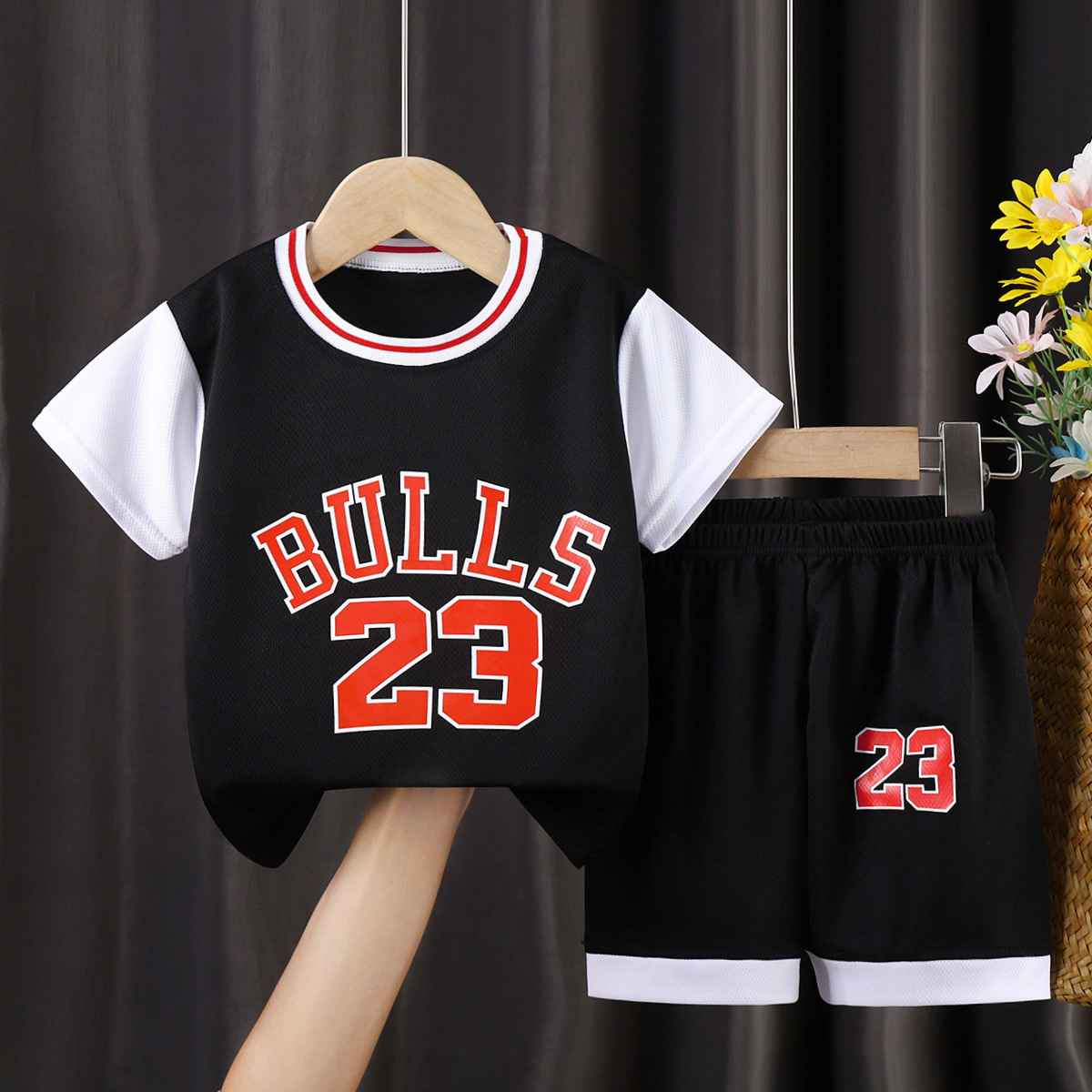 Picture of Children's short-sleeved ball suit boys sportswear girls quick-drying breathable shorts big children's children's clothing wholesale
