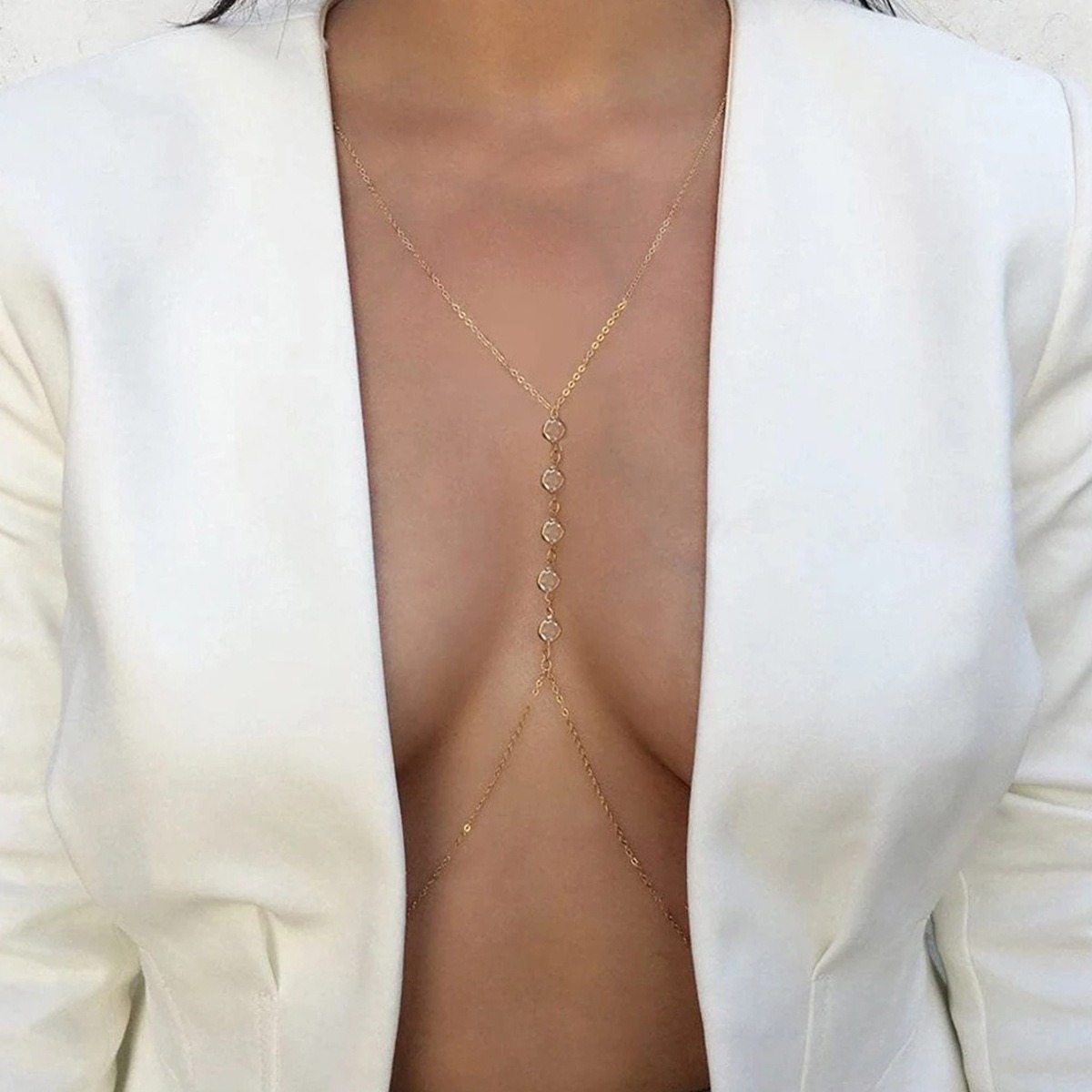 Amazon Hot Selling Jewelry Women Sexy Crystal Chain Chest Chain Summer Beach Simple Body Chain Chest Chain Copper Chain