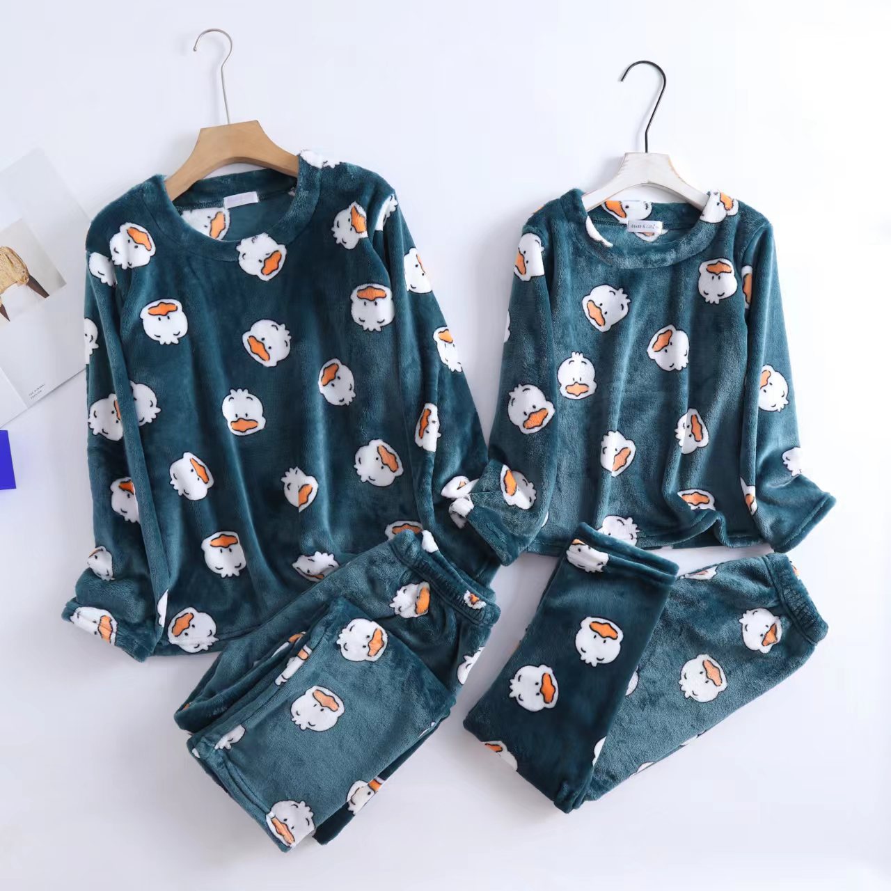 Picture of Thickened Warm Flannel Parent-Child Mother-Daughter Mother-Child Pajamas Pajamas Home Suit