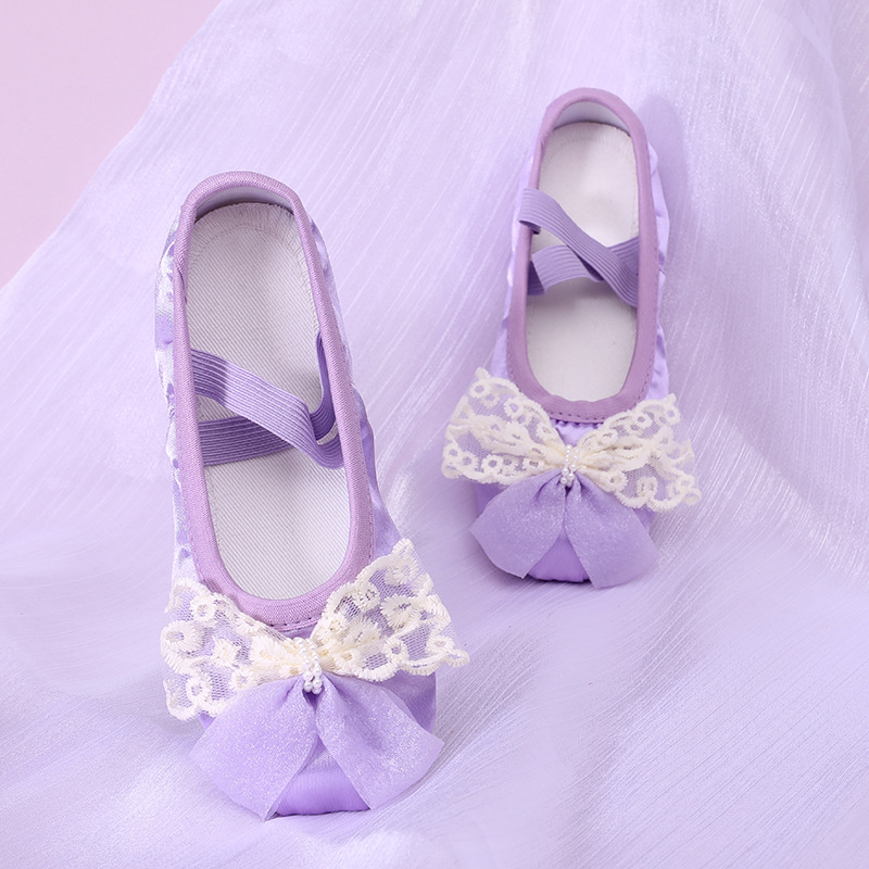 2024 New Summer Kidsren's Dance Shoes Soft Sole Practice Ballet Body Kindergarten Baby Stage Performance 8079