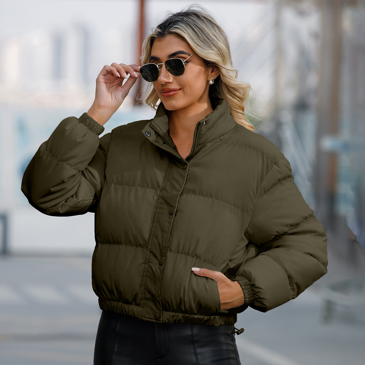 Picture of Cotton-padded clothes Russian cotton-padded jacket Women's Elegant Short Street Photography Autumn and Winter High Collar