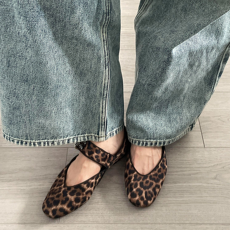 French Style Mary Jane Shoes Retro Leopard Print Round Toe Ballet Shoes Buckle Strap Flat Shallow Pumps