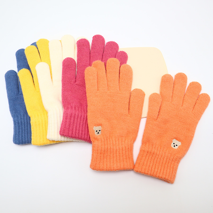 Winter New Women's Five-Finger Touch Screen Gloves Korean Style Simple Cute Bear Men's Fingerless Woolen Gloves Wholesale
