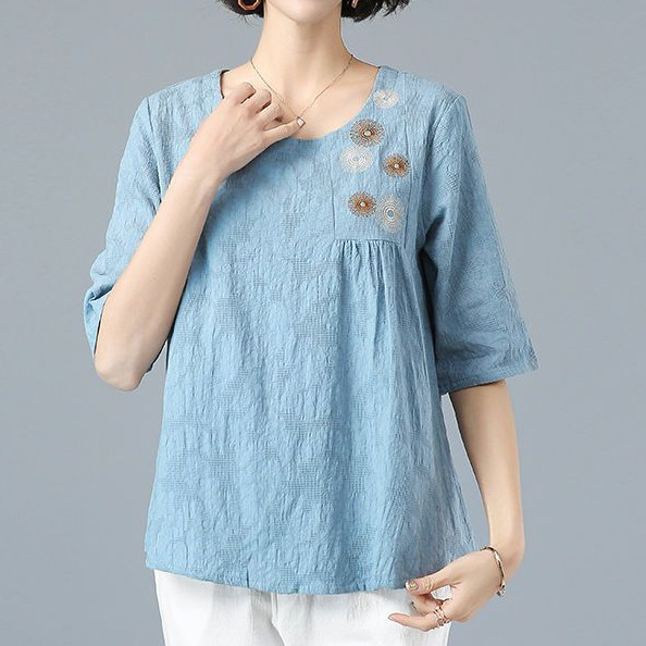 Picture of Renaissance Jacquard CoTTon and Linen Three-quarTer Sleeve T-shirT Women's Summer Loose Large Size Belly-covering Slimming Look Embroidered Casual Top