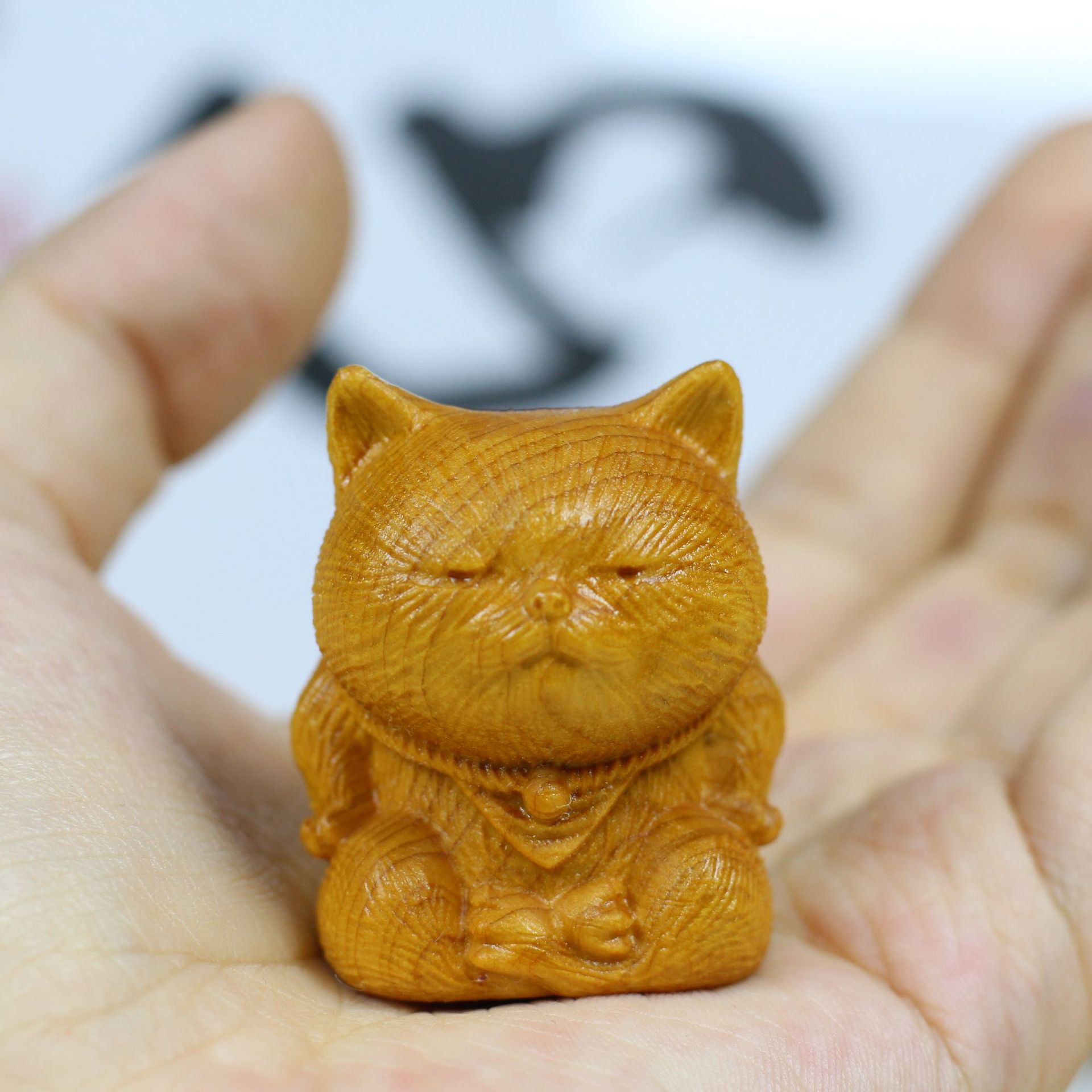 Picture of Boxwood Carving Mo Angry Cats and Dogs Unisex Hand Handle Creative Desktop Small Ornaments Crafts
