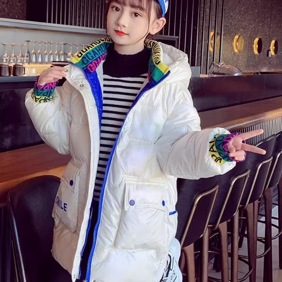 Picture of Girls' Cotton-Padded Clothes, Kidsren's Glossy Wash-Free Outwears, Down-Padded Outwears, 2024 New Winter Clothes, Stylish Big Kidsren's Winter Cotton-Padded Jackets