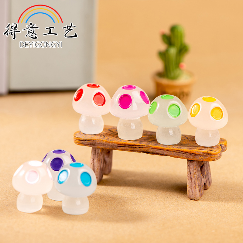 Picture of Luminous Mushroom Resin Small Ornaments Moss Micro Landscape Potted Plant Colorful Luminous Small Mushroom Decorations diy Accessories