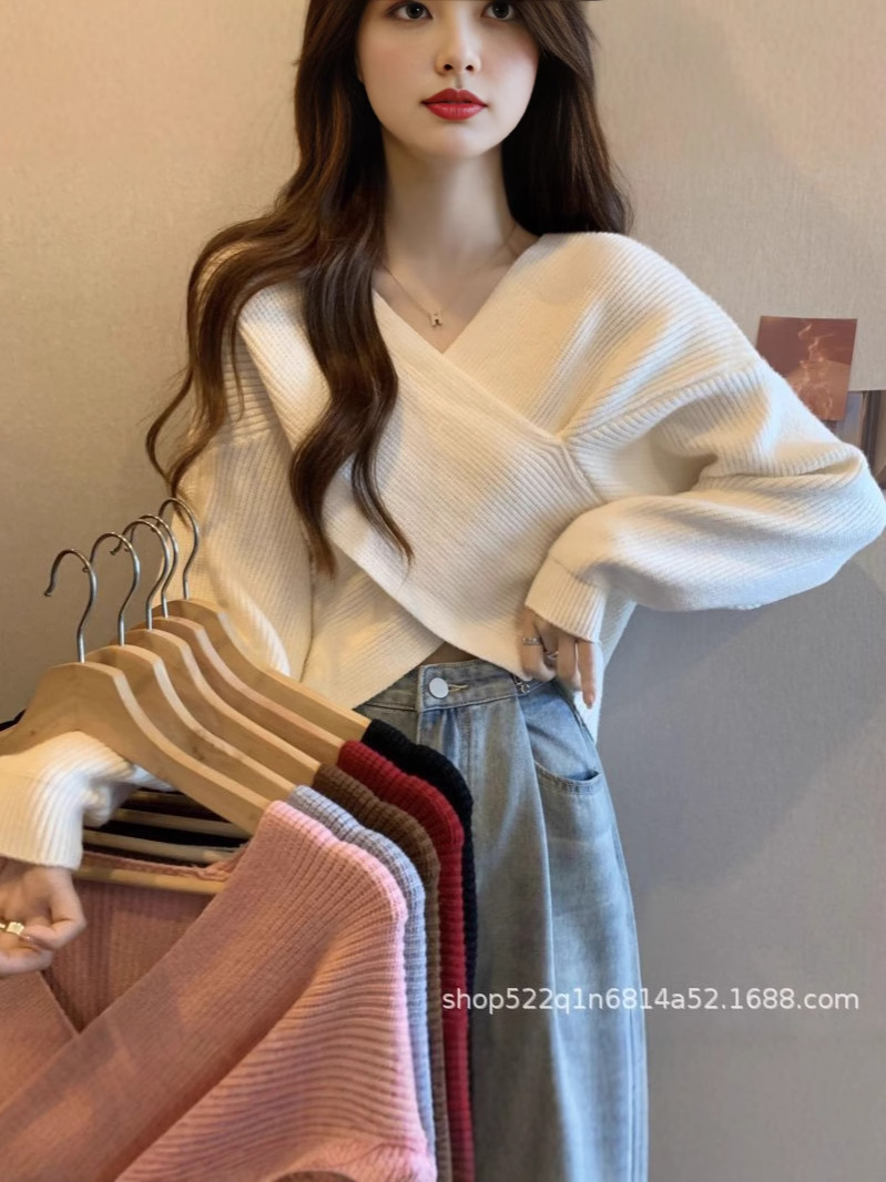 Irregular cross design v-neck pullover sweater women's autumn and winter with loose lazy short sweater. Wholesale