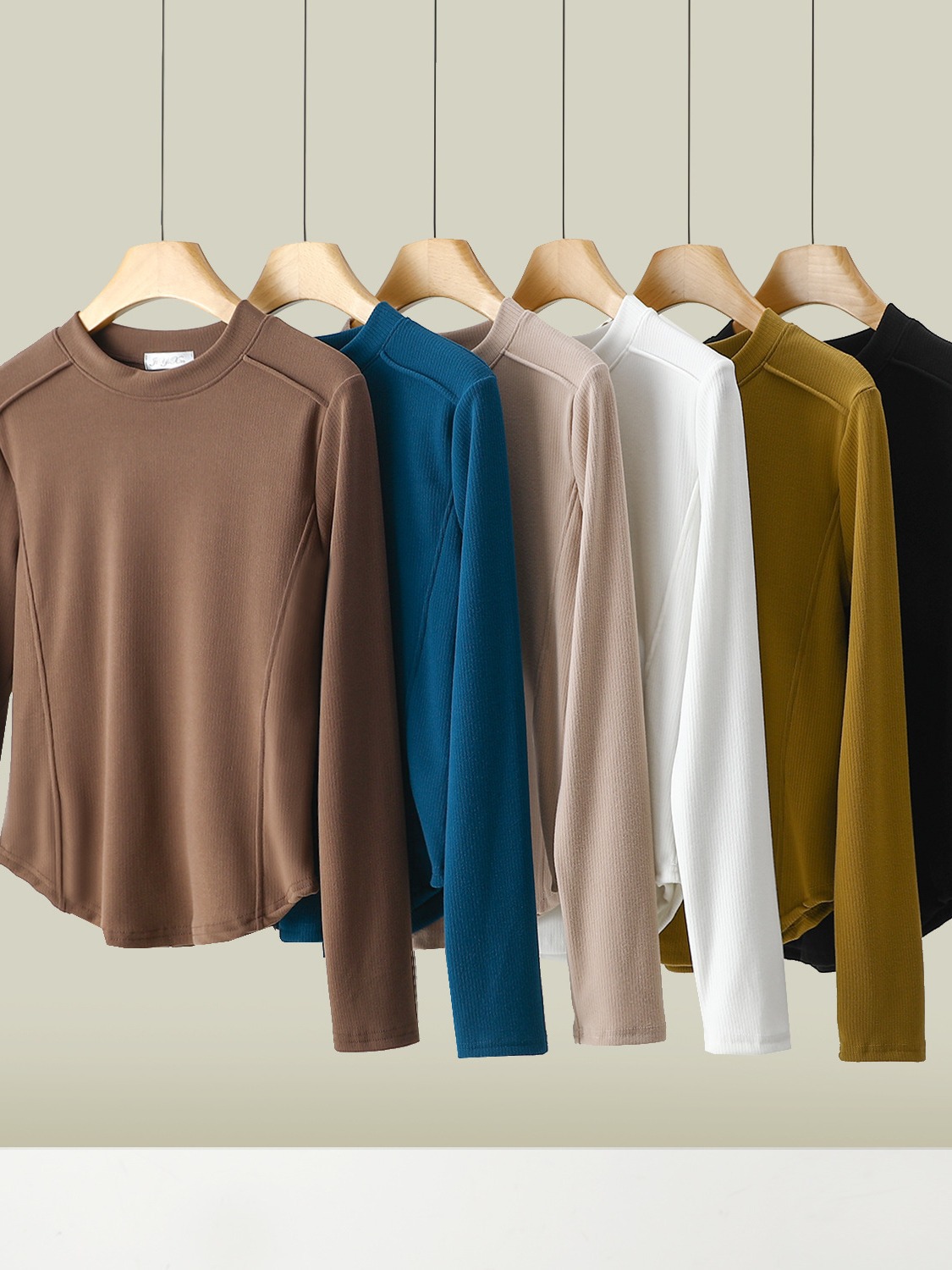 Picture of Round neck long-sleeved T-shirt for women autumn and winter new solid color small shirt loose slimming undershirt top