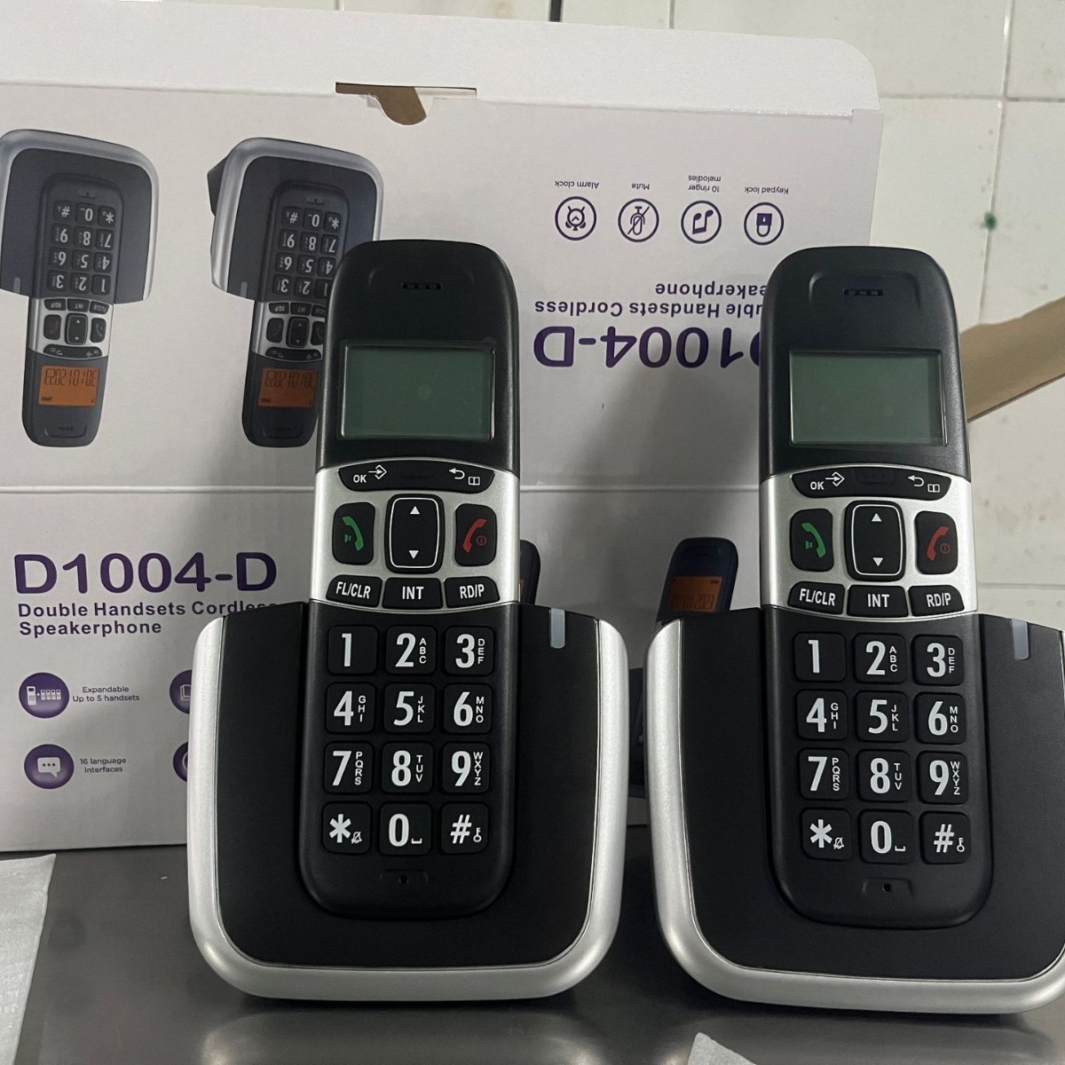 Picture of D1004 One to Two Business Office Home Handheld Phone Digital Cordless Telephone Low Radiation Cross Border