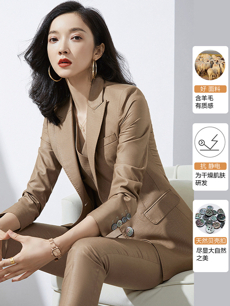Picture of [Export to Japan] Spring Suit for Women, Wool Professional Suit with Vest and Pants, Elegant Professional Attire