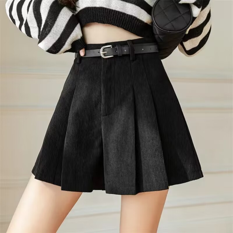 Corduroy Pleated Casual Wide-Leg Shorts for Women, Autumn and Winter 2023, High-Waisted, Petite, Outerwear Boot Shorts, High-Waisted, Leg-Lengthening