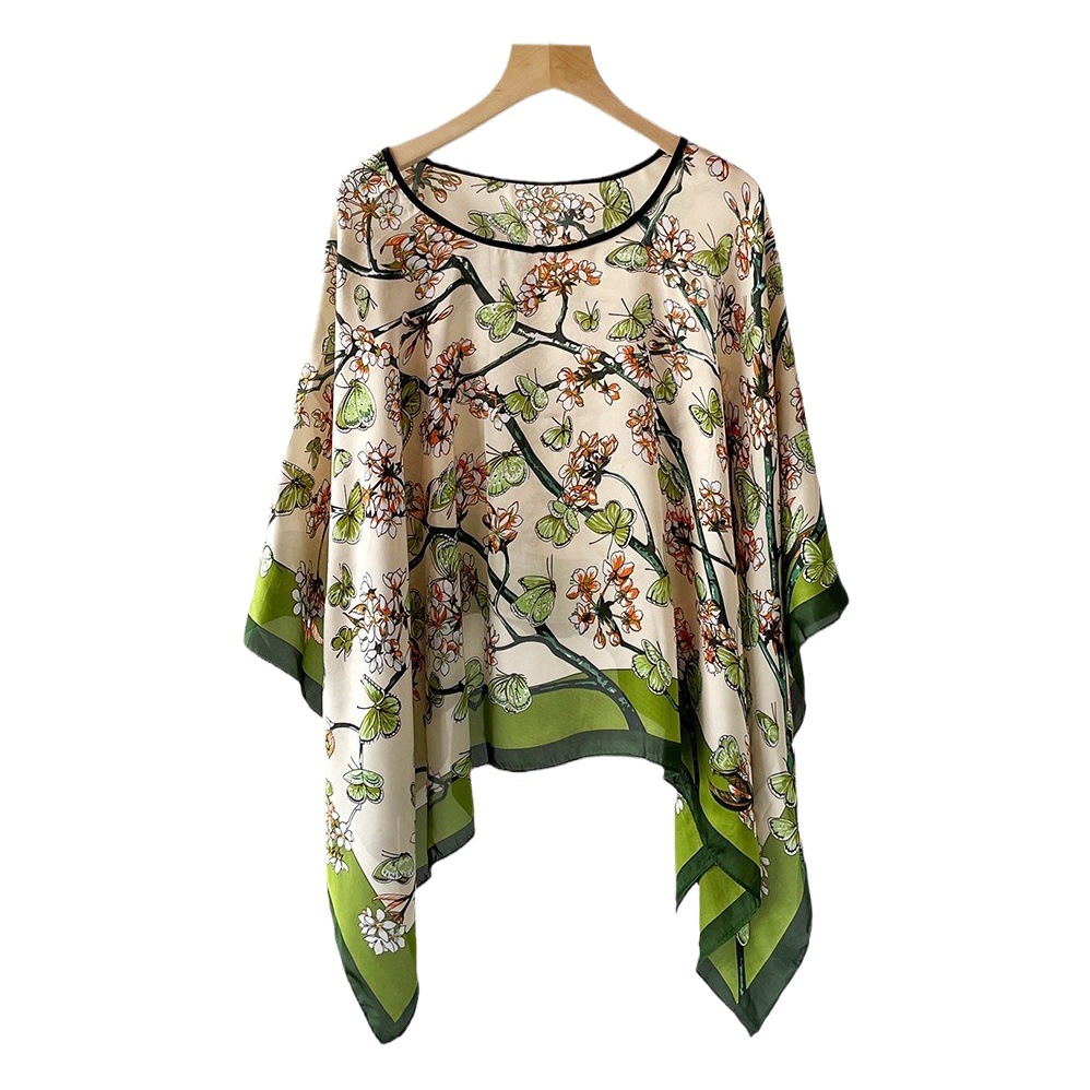 2024 New Sunscreen Scarf Li Brocade Satin All-match Women's Printed Silk Turtlehead Shawl Outer Scarf Beach Towel