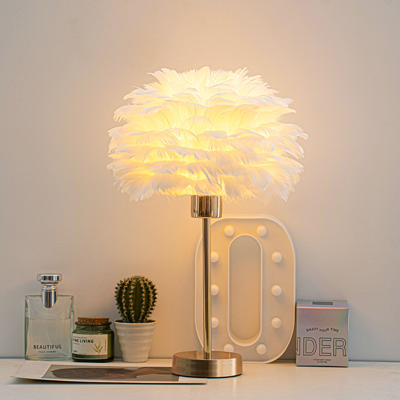 Cross-border new Nordic ins feather table lamp simple romantic warm bedside lamp study bedroom decorative atmosphere lamp