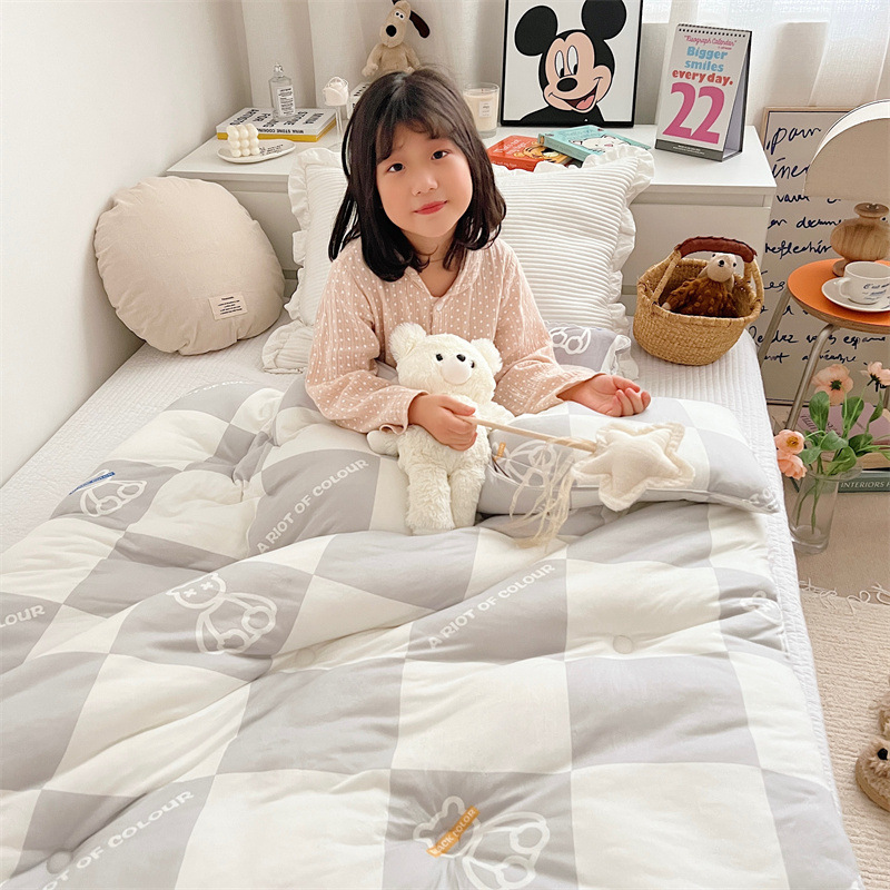 Picture of mikiA Knitted Cotton Soybean Quilt Spring and Autumn Quilt Baby Cotton Children's Quilt Thickened Warm Winter Quilt