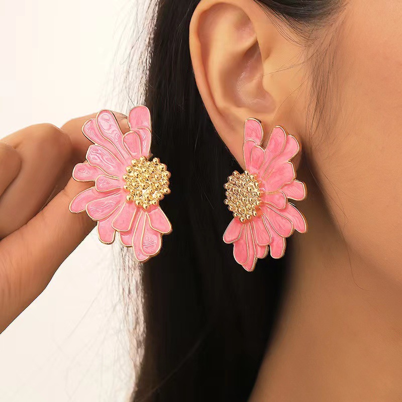 Color flower petal new earrings European and American retro alloy flower earrings female temperament grain flower earrings