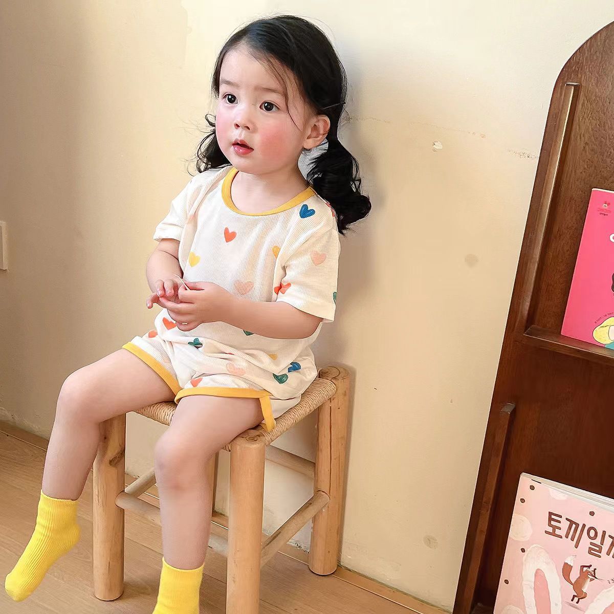 Picture of Summer Home Clothes Air-Conditioned Clothes Children's Cold Ice Silk Fabric Suit Loose Short-Sleeved Shorts Casual Wear Suit
