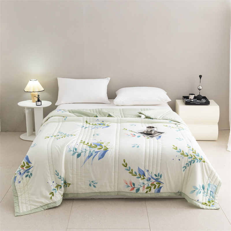 Picture of Summer Air Conditioning Quilt, Washed Cotton Brushed Summer Cooling Quilt, Machine Washable, Gift Purchase, Foreign Trade Cross-Border Bulk Purchase