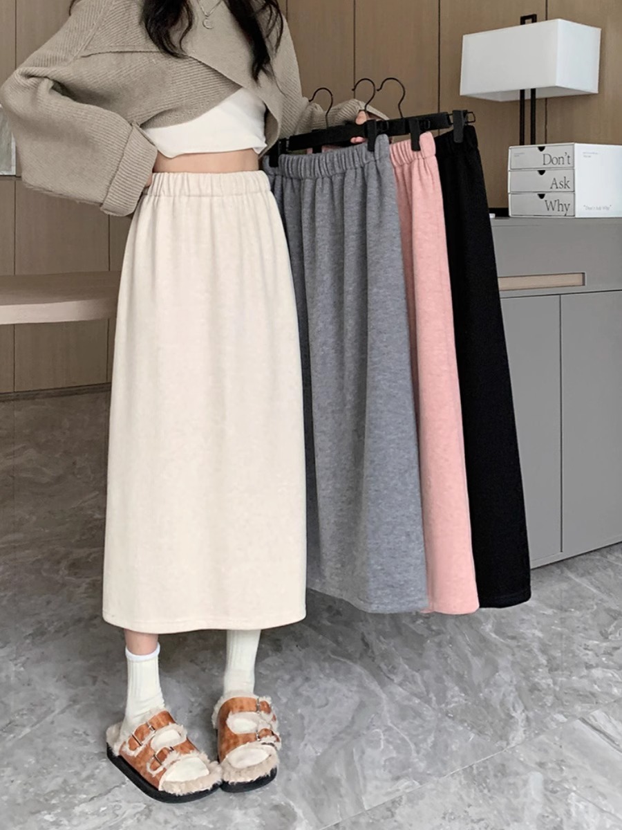 Corduroy Skirt Women's 2023 Autumn and Winter New High Waist Slimming Hip Skirt Small Fashionable Korean A- line Skirt