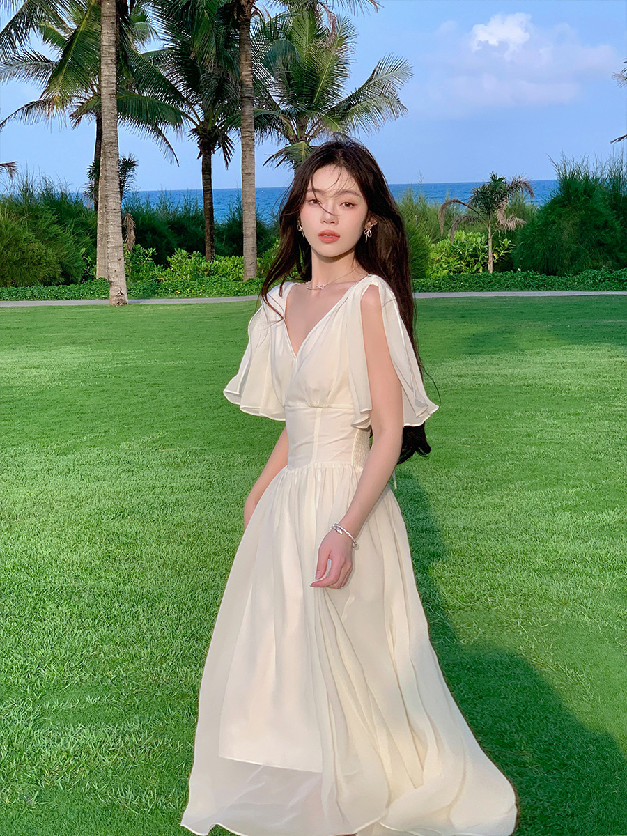 2024 Summer Elegant V-neck Light Apricot Chiffon Sling dress Women's High-end Waisted Over-the-Knee Long Skirt