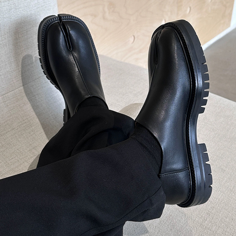 Tabi Niche Design Slip-On Split-Toe Shoes Low-Top Unisex Personality Slip-On Mule Shoes Trendy Pig's Trotter Shoes Derby Shoes