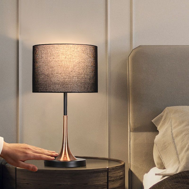 Table Lamp Master Bedroom Hotel Living Room Modern Minimalist Bedroom Study Creative Bedside Table Lamp Headlight Light Luxury