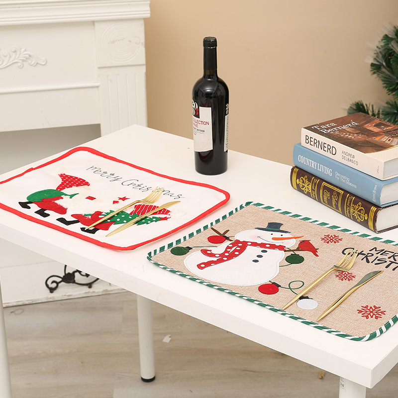 Qiaoding New Cross-border Christmas Decorations for the Elderly Linen Place Mat Table Mat Table Dress-up Atmosphere Scene Arrangement