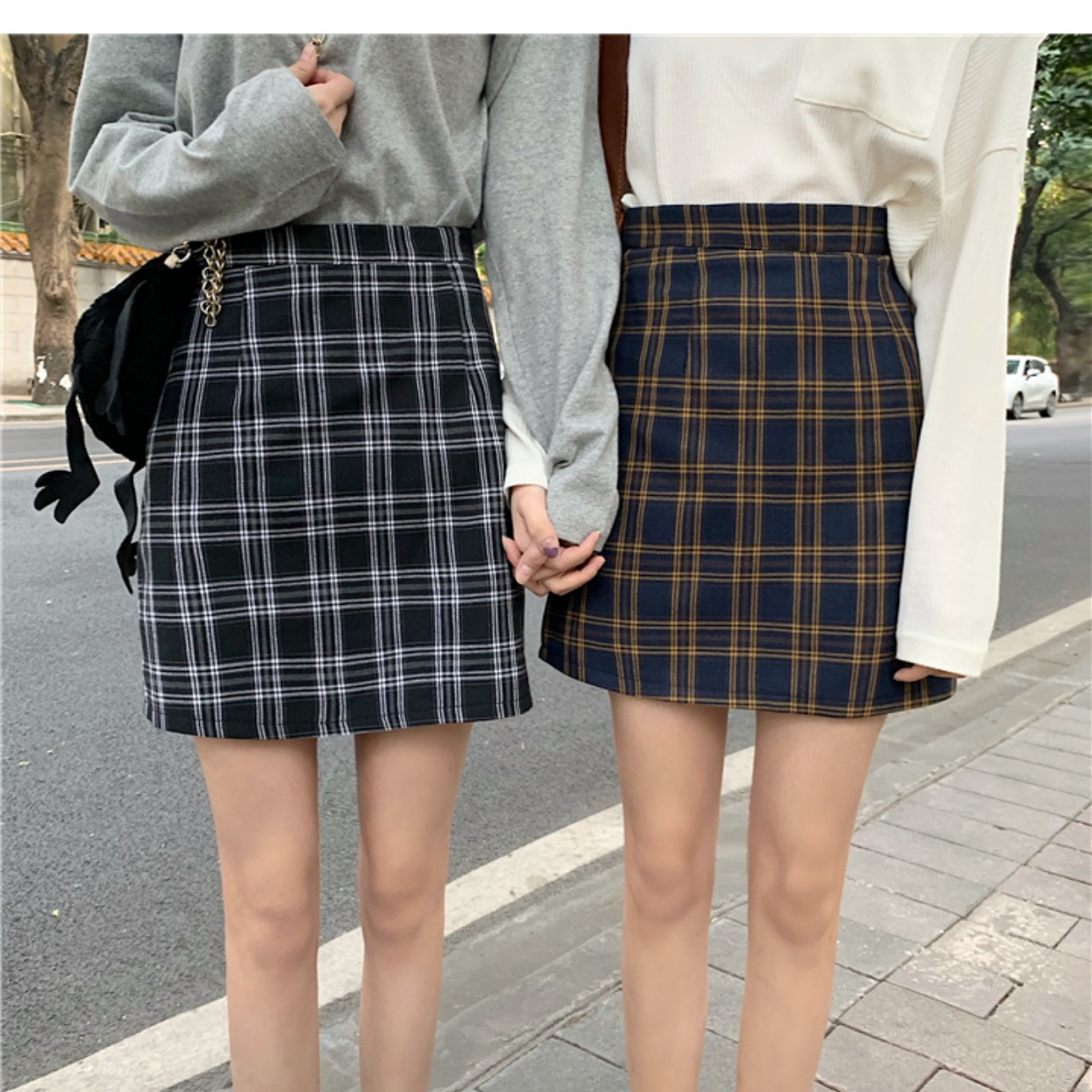 Plaid Skirt Women's Summer 2025 New High Waist Small A- line Half Skirt Hot Girl Wear Hip Skirt