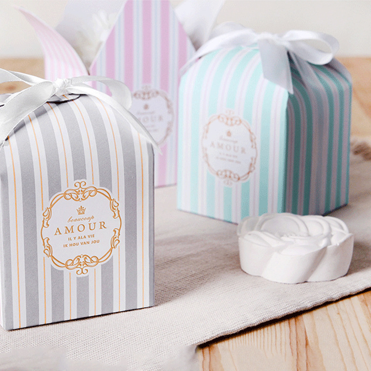 Picture of European Wedding Hot Stamping Wedding Egg Candy Small Box Gift Box Ready-Made Cookie Candy Packaging Box Xt08 K-Style