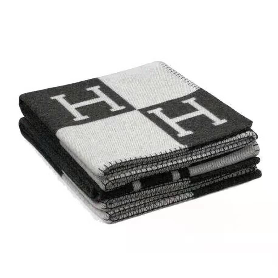 Picture of Cross-Border Amazon Fleece Blanket Single Blanket Air Conditioning Blanket Sofa Cover Blanket Nap Blanket H Letter Aviation Flight Blanket