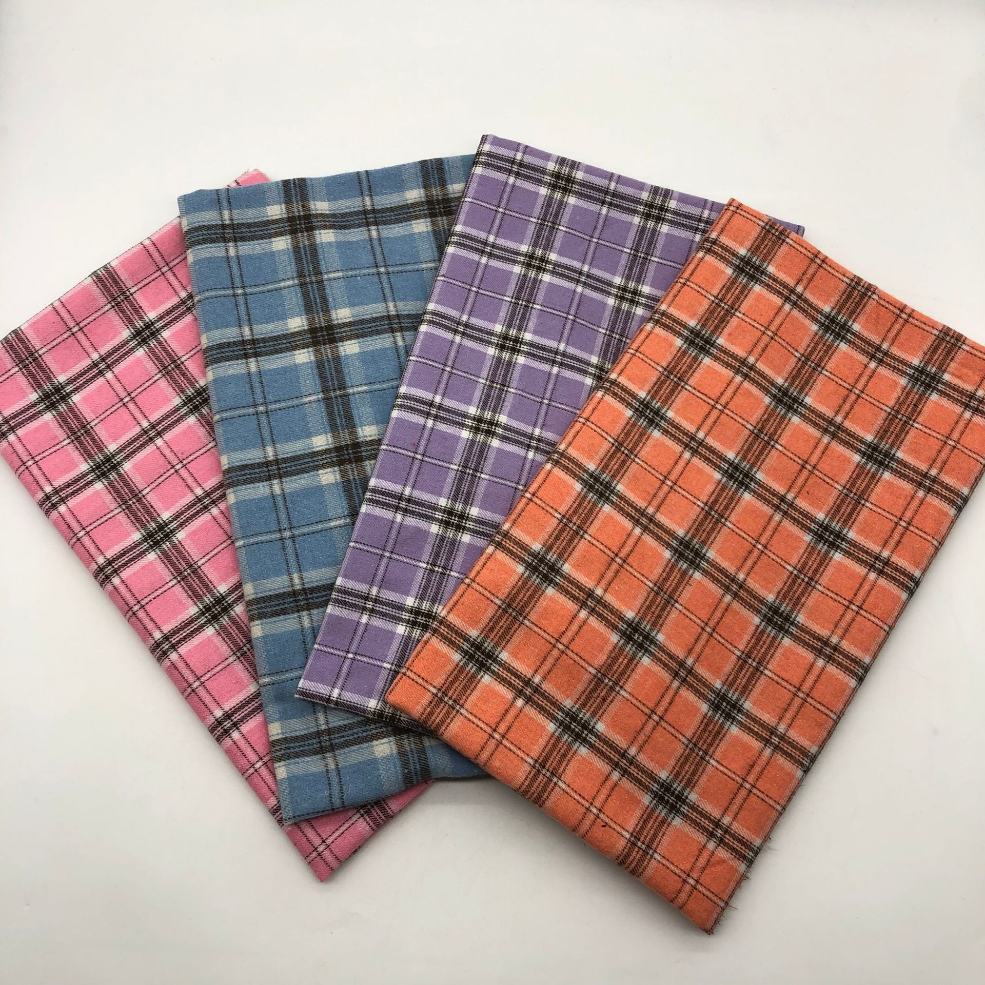 Spot polyester cotton dyed plaid shirt fabric 21 counts woven plaid lining spring and summer fashion children's clothing fabric