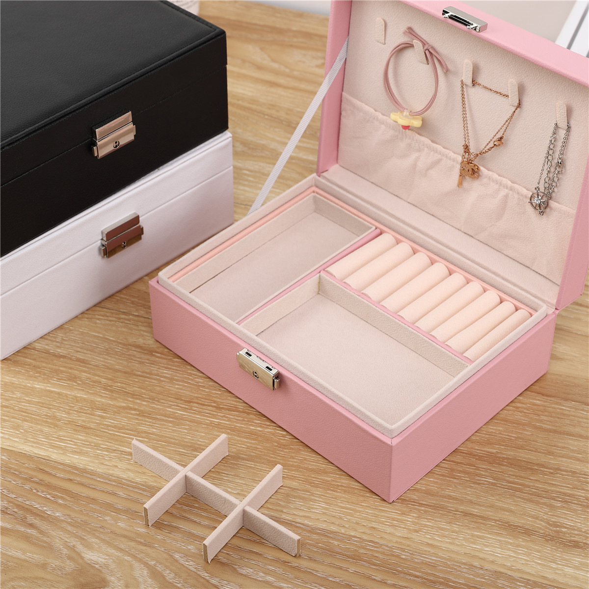 Picture of New simple double-layer large-capacity jewelry storage box with lock wooden PU leather jewelry earrings jewelry box wholesale