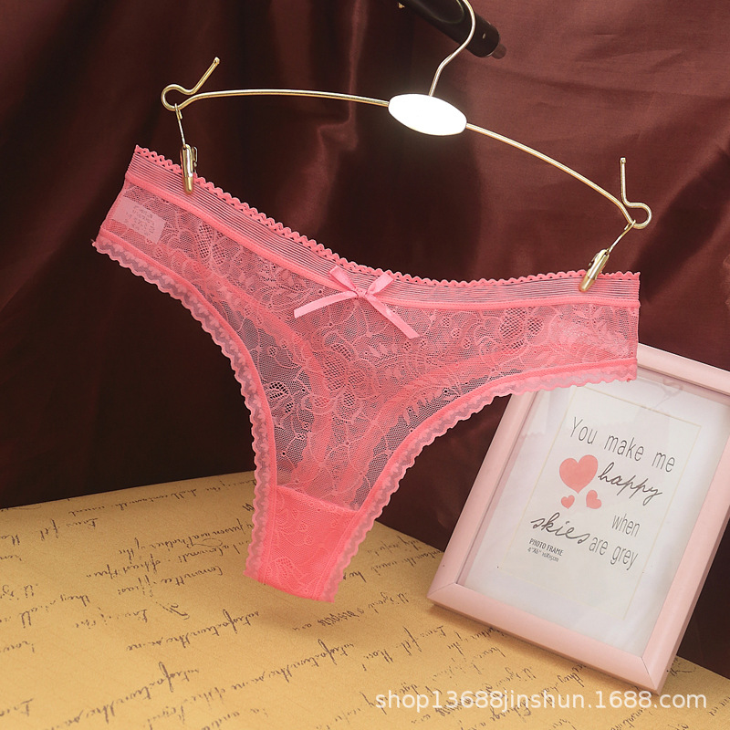 Picture of Foreign Trade European and American Sexy Lace Jacquard G-string Women's Underwear Pure Cotton Bottom Crotch Seamless Hip-lifting Underwear Women's 669