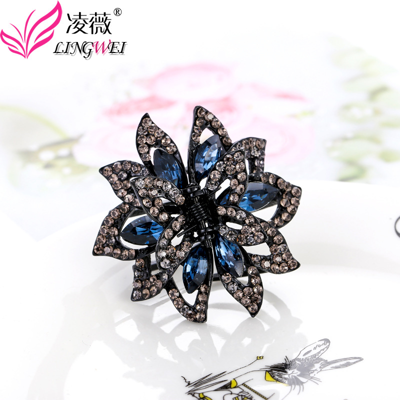 Picture of Korean style hair accessories large rhinestone grip clip for women hair coil alloy black ponytail hair grip fashion versatile top clip hairpin