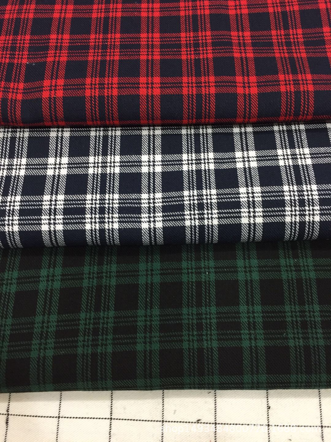 21 Twill Single-sided Brushed Small Plaid Shirt Fabric Women's Clothing and Kidsren's Clothing Fabrics Are Available from Stock