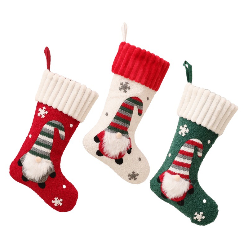 Cross-Border Christmas New Socks Knitted Faceless Rudolph Doll Children's Candy Gift Bag Scene Layout