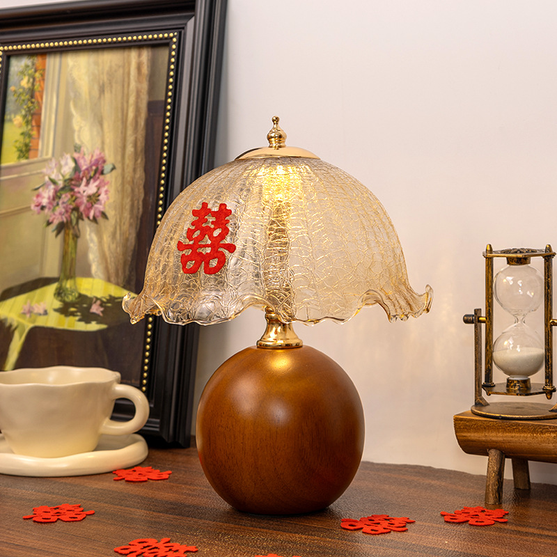 Newlywed Everlasting Lamp, a Pair of Bedside Lamps, Bedroom Retro Festive Wedding Simple Table Lamp, Dowry Gift Lamp for the Bride